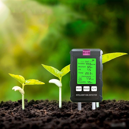 Digital handheld soil moisture meter