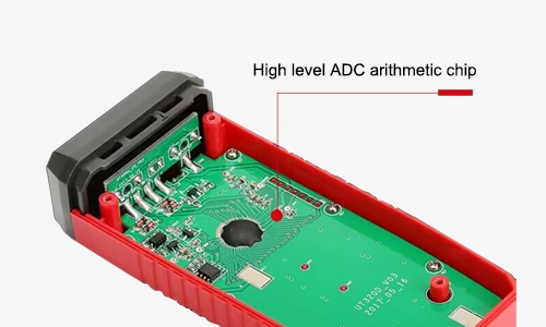 Dual channel contact thermocouple thermometer chip