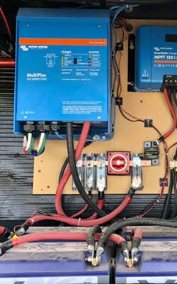 Oscilloscope probes for power inverters converters