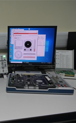 Oscilloscope probes for signal measurement