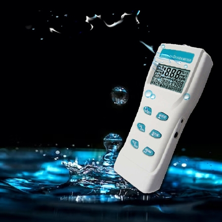 Portable dissolved oxygen meter detail